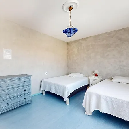 2 Bedroom Awesome In