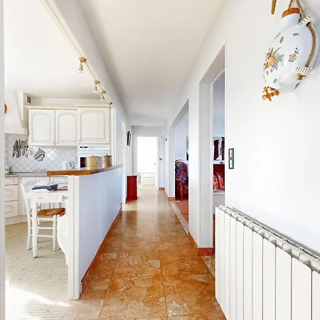 2 Bedroom Awesome In