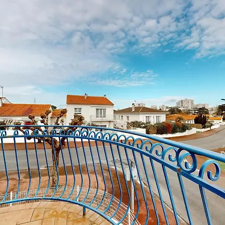 2 Bedroom Awesome In *